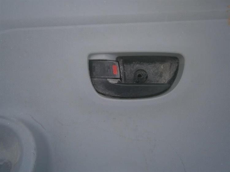 Дверь Тойота Приус в Белорецке 66102